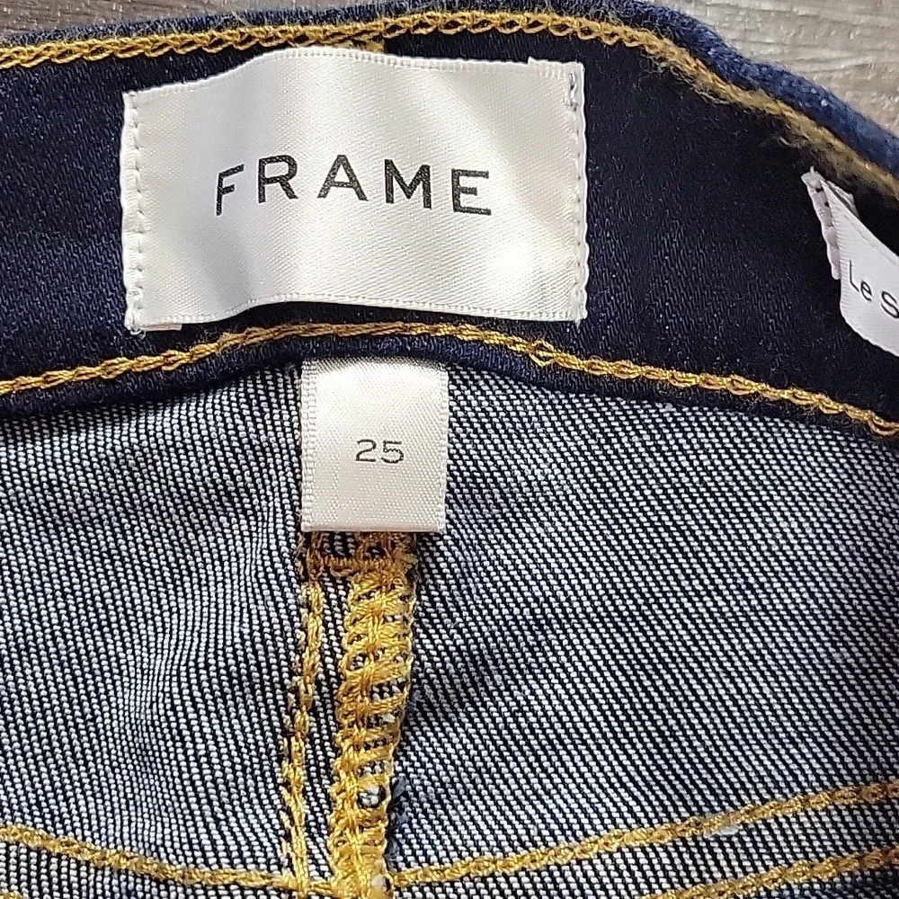 NWOT Frame Size 25 Denim Dark Blue Straight Leg Jeans - Picture 3 of 7